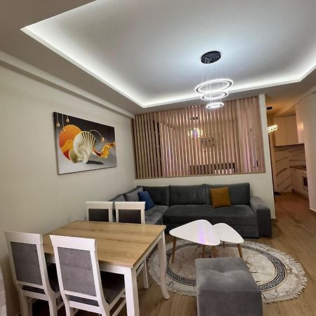 Condor Center Luxury Apartment Тирана Экстерьер фото