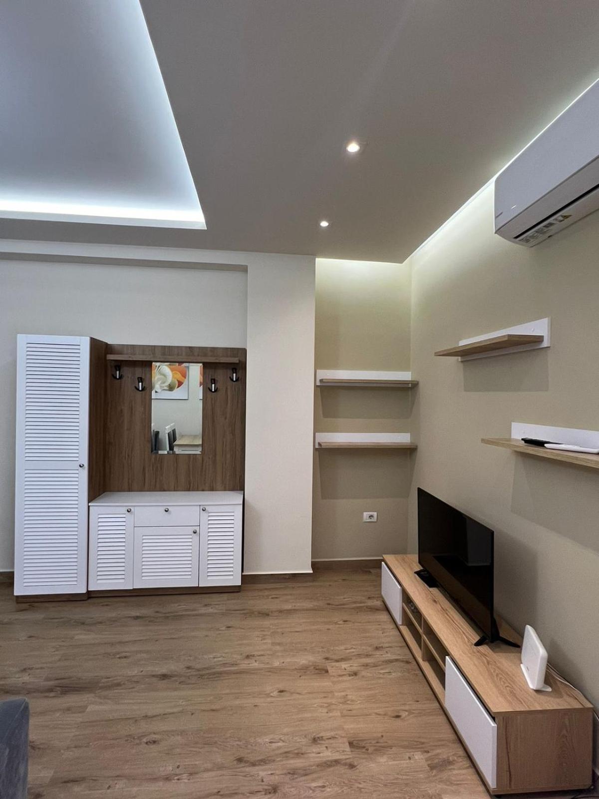 Condor Center Luxury Apartment Тирана Экстерьер фото